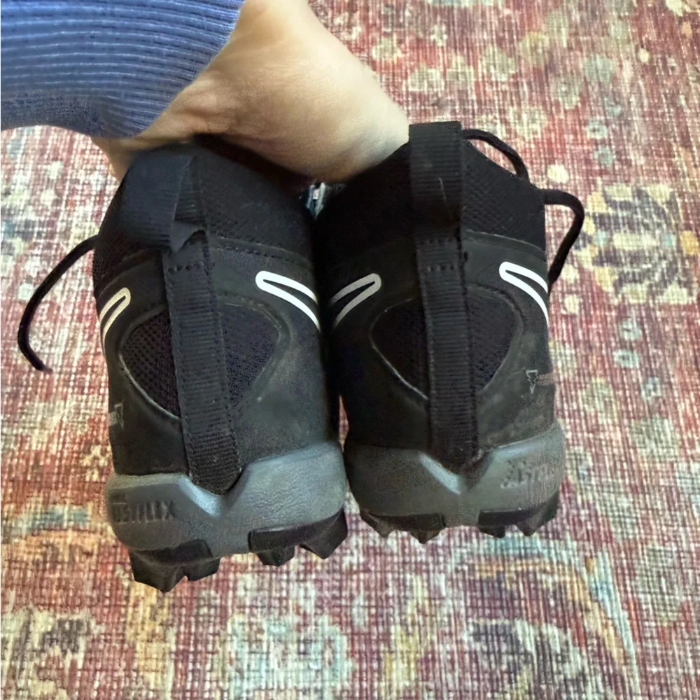 Nike Alpha Youth 4 Black Grey Football Cleats